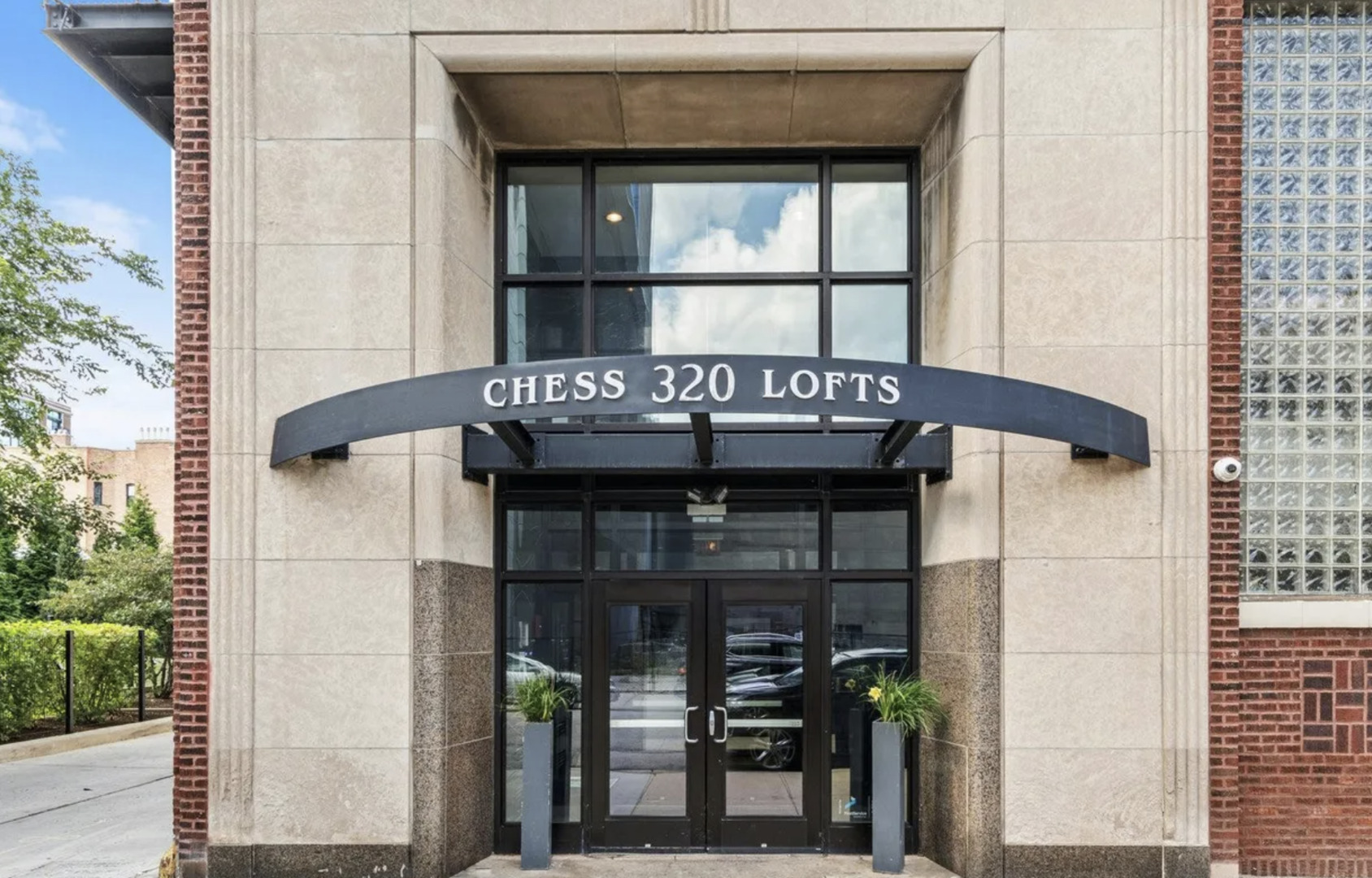 320 E 21st Street 410