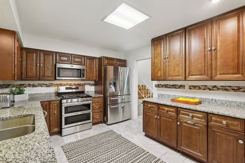 Tiny photo for 3836 W Estes Avenue, Lincolnwood, IL 60712 (MLS # 12556051)