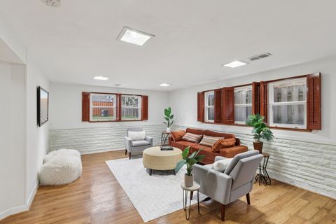 Tiny photo for 3836 W Estes Avenue, Lincolnwood, IL 60712 (MLS # 12556051)