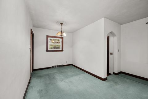 Tiny photo for 925 24th Street, Moline, IL 61265 (MLS # 12605118)