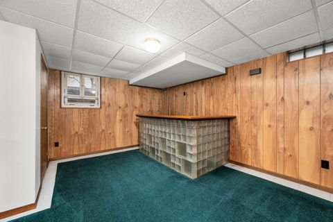 Tiny photo for 925 24th Street, Moline, IL 61265 (MLS # 12605118)