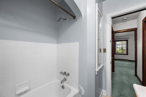 Tiny photo for 925 24th Street, Moline, IL 61265 (MLS # 12605118)