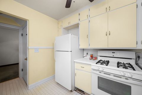 Tiny photo for 925 24th Street, Moline, IL 61265 (MLS # 12605118)