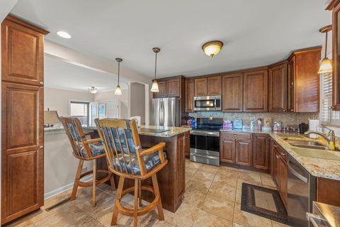 Tiny photo for Westchester, IL 60154 (MLS # 12616406)