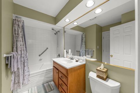 Tiny photo for Westchester, IL 60154 (MLS # 12616406)