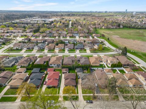 Tiny photo for Westchester, IL 60154 (MLS # 12616406)