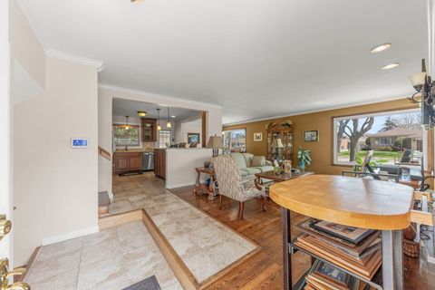 Tiny photo for Westchester, IL 60154 (MLS # 12616406)