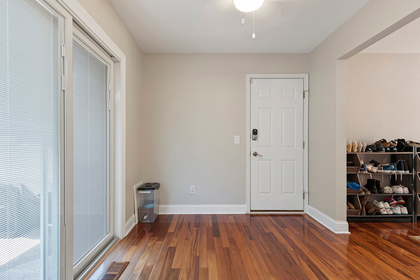 1404 Sequoia Circle