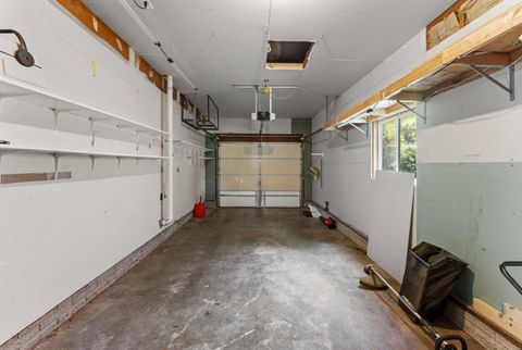 Tiny photo for 4233 Warren Street, Davenport, IA 52806 (MLS # 12663374)