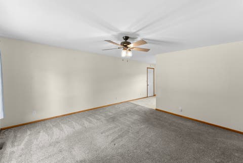 Tiny photo for 4233 Warren Street, Davenport, IA 52806 (MLS # 12663374)