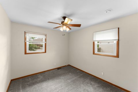 Tiny photo for 4233 Warren Street, Davenport, IA 52806 (MLS # 12663374)