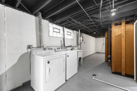 Tiny photo for 1140 Wallace Court, Chicago Heights, IL 60411 (MLS # 12746781)
