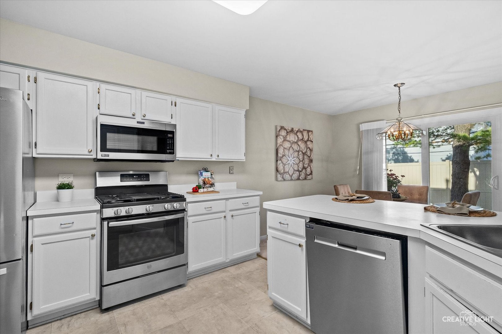 1131 Wickfield Court
