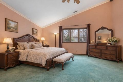 Tiny photo for 5608 S Gilbert Avenue, La Grange Highlands, IL 60525 (MLS # 12573088)