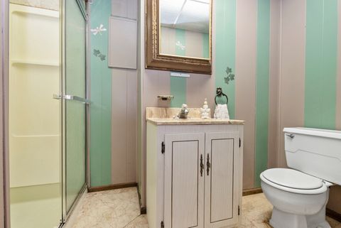 Tiny photo for 5608 S Gilbert Avenue, La Grange Highlands, IL 60525 (MLS # 12573088)