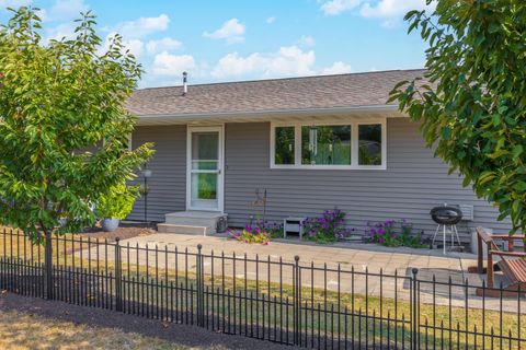 Tiny photo for 502 W Jeffery Street, Cullom, IL 60929 (MLS # 12470200)