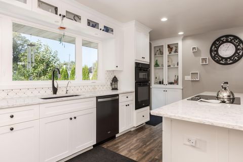 Tiny photo for 502 W Jeffery Street, Cullom, IL 60929 (MLS # 12470200)