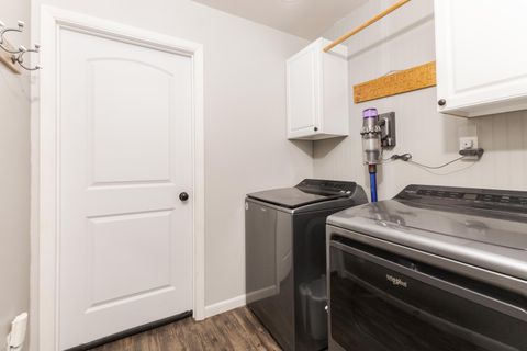 Tiny photo for 502 W Jeffery Street, Cullom, IL 60929 (MLS # 12470200)