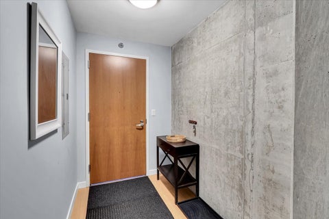 Tiny photo for 235 W Van Buren Street #2007, Chicago, IL 60607 (MLS # 12745800)