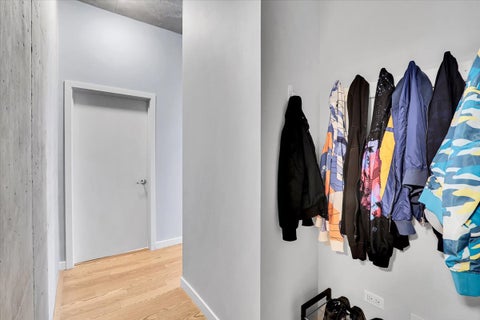 Tiny photo for 235 W Van Buren Street #2007, Chicago, IL 60607 (MLS # 12745800)