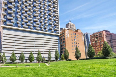 Tiny photo for 235 W Van Buren Street #2007, Chicago, IL 60607 (MLS # 12745800)