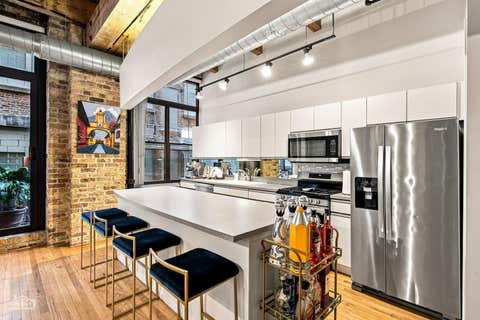Tiny photo for 375 W Erie Street #221, Chicago, IL 60654 (MLS # 12740005)