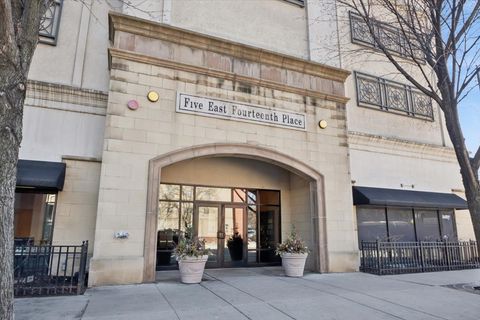 Tiny photo for 5 E 14TH Place #1705, Chicago, IL 60605 (MLS # 12588723)