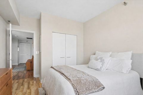 Tiny photo for 5 E 14TH Place #1705, Chicago, IL 60605 (MLS # 12588723)