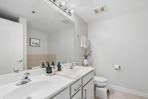 Tiny photo for 5 E 14TH Place #1705, Chicago, IL 60605 (MLS # 12588723)