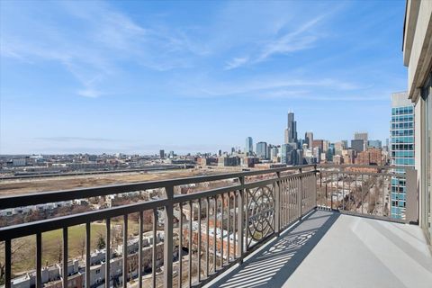 Tiny photo for 5 E 14TH Place #1705, Chicago, IL 60605 (MLS # 12588723)