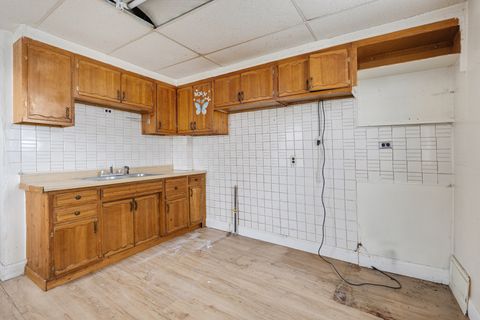 Tiny photo for 2164 N Mobile Avenue, Chicago, IL 60639 (MLS # 12531024)