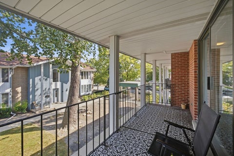 Tiny photo for 9812 S Karlov Avenue #4D, Oak Lawn, IL 60453 (MLS # 12758612)