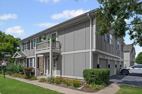 Tiny photo for 336 Westwood Court #336, Vernon Hills, IL 60061 (MLS # 12459976)