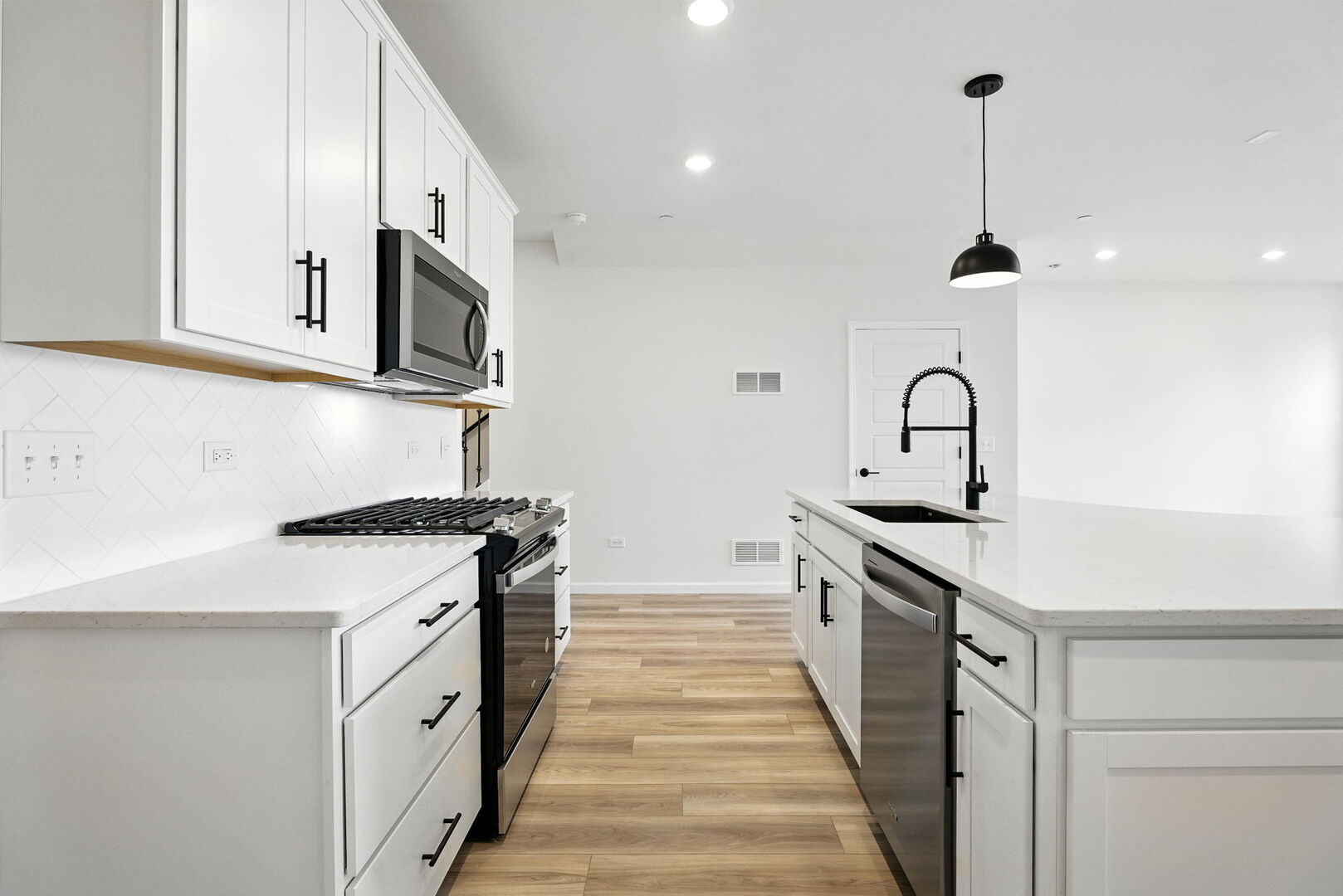1062 Houston Street 74004