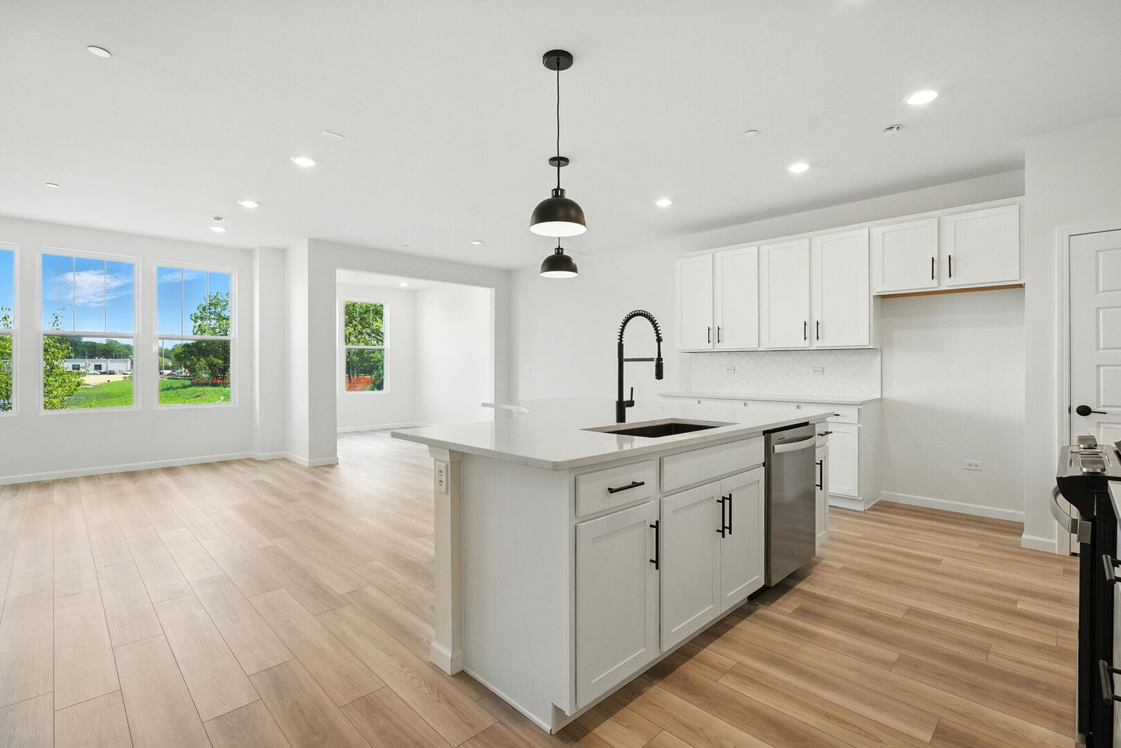 1062 Houston Street 74004