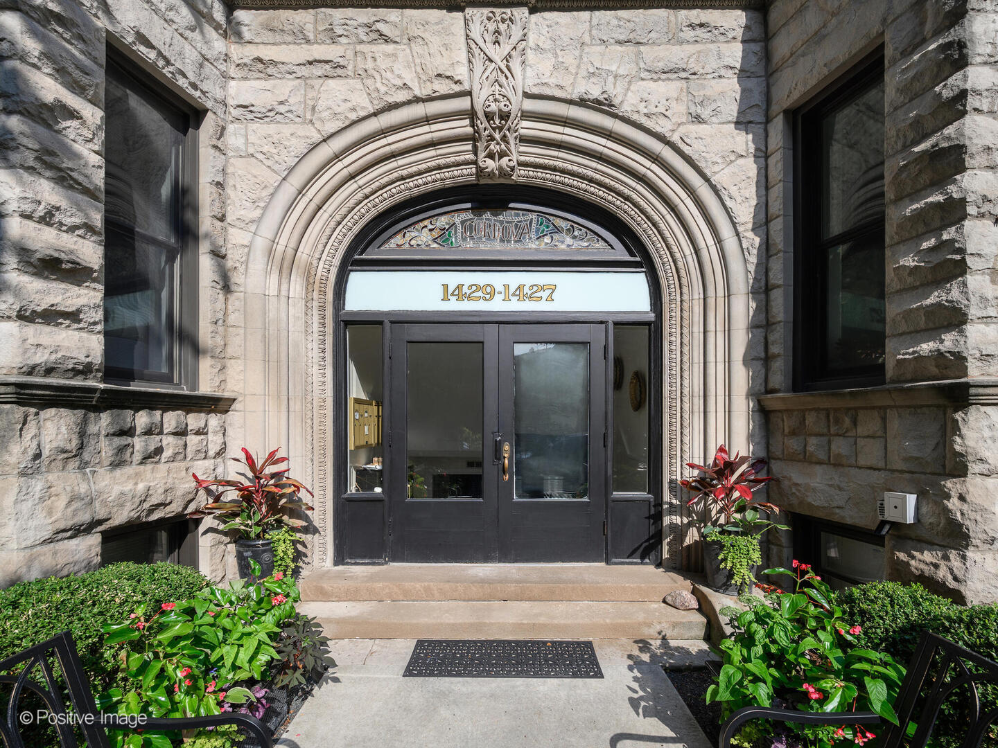 1429 N Dearborn Street 2N