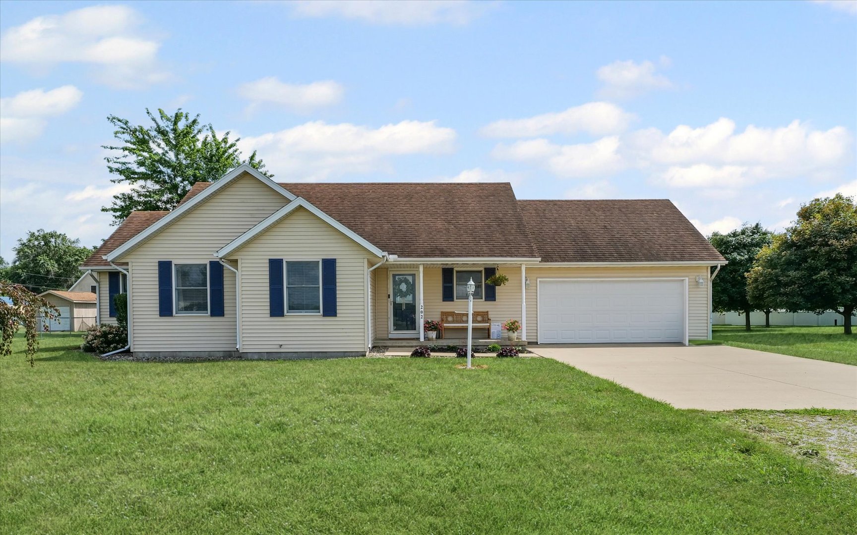 202 Hawks Lane