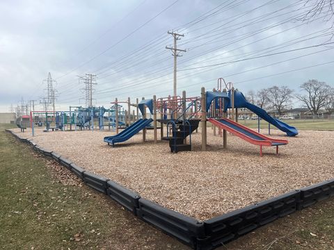 Tiny photo for 7748 Newland Avenue, Burbank, IL 60459 (MLS # 12539502)