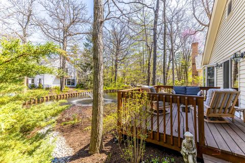Tiny photo for 2 Court of Fox River Valley, Lincolnshire, IL 60069 (MLS # 12625747)
