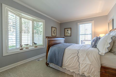 Tiny photo for 2 Court of Fox River Valley, Lincolnshire, IL 60069 (MLS # 12625747)