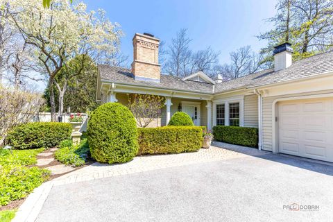 Tiny photo for 2 Court of Fox River Valley, Lincolnshire, IL 60069 (MLS # 12625747)