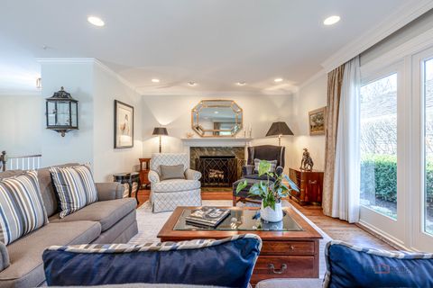 Tiny photo for 2 Court of Fox River Valley, Lincolnshire, IL 60069 (MLS # 12625747)