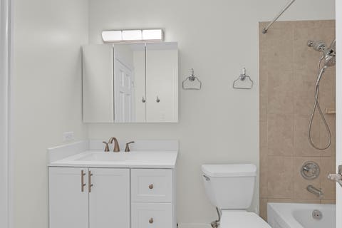 Tiny photo for 608 Inverrary Lane #608, Deerfield, IL 60015 (MLS # 12708717)