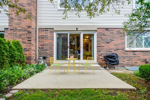 Tiny photo for 1252 Briarwood Lane, Libertyville, IL 60048 (MLS # 12684453)