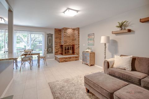 Tiny photo for 1252 Briarwood Lane, Libertyville, IL 60048 (MLS # 12684453)