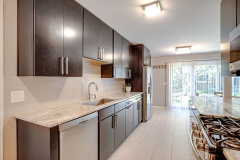 Tiny photo for 1252 Briarwood Lane, Libertyville, IL 60048 (MLS # 12684453)