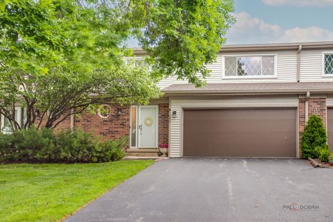 Photo of 1252 Briarwood Lane, Libertyville, IL 60048 (MLS # 12684453)