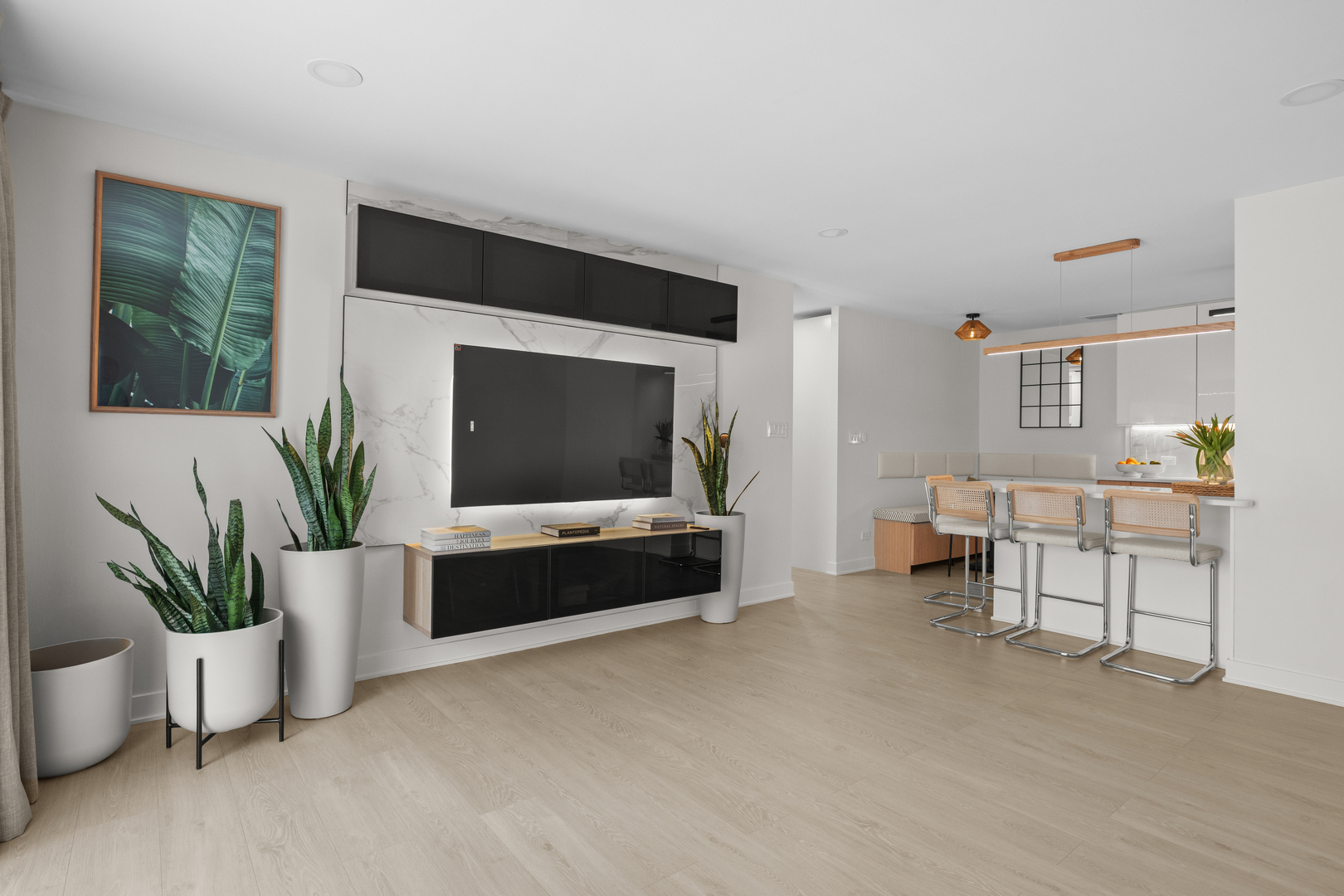 6700 S Brainard Avenue 118