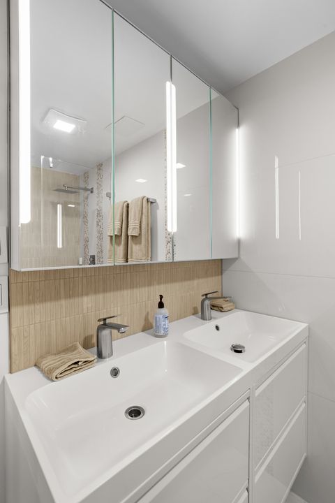 Tiny photo for 6700 S Brainard Avenue #118, Countryside, IL 60525 (MLS # 12584084)