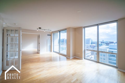Tiny photo for 1640 Maple Avenue #1208, Evanston, IL 60201 (MLS # 12764639)